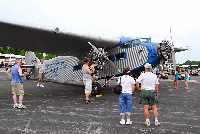 Click to see 080702pib066.jpg